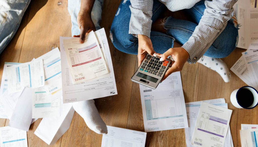 Finanças na Vida Real: Como Sobreviver a Crises, Desemprego e Doenças